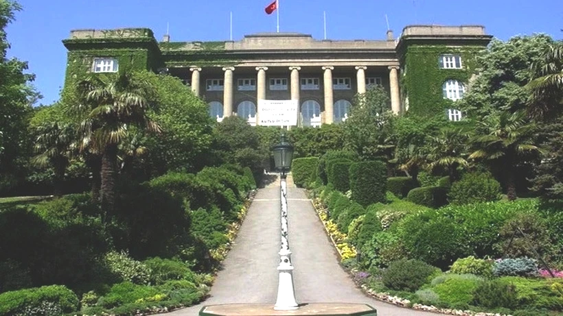 Türkiye'nin En Pahalı Özel Okulları Belli Oldu: Yıllık Ücretleri Dudak Uçuklattı - Resim: 4
